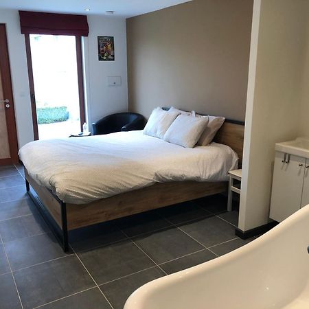 B&B 22 Elsegem Szoba fotó